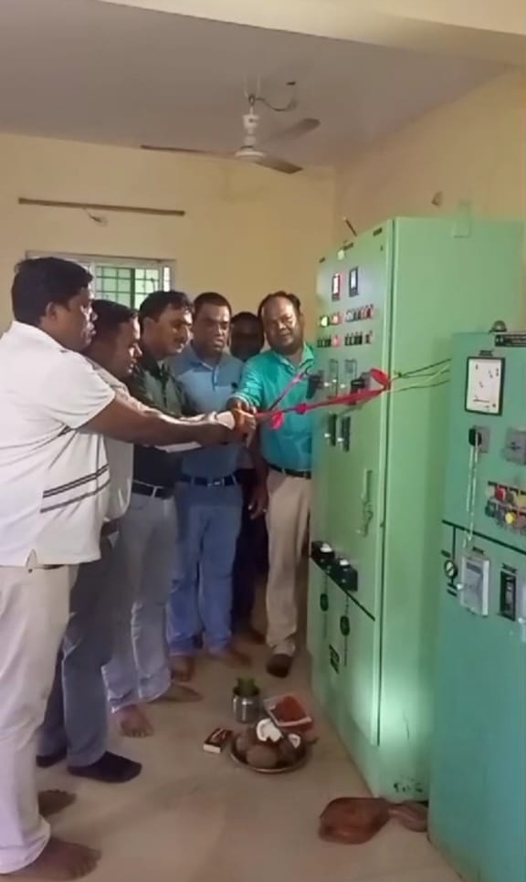 बलरामपुर,,कुसमी,, अस्ता से कुसमी 33kv लाइट आज से चालू कुसमी सबस्टेशन में फीता काटकर किया गया उद्घाटन।