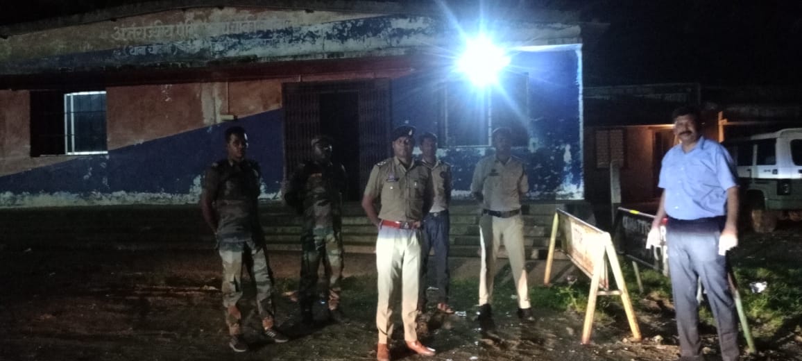 डीआईजी व एसएसपी ने अचानक किया चांदनी थाना व चेकपोस्ट का निरीक्षण।