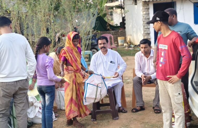 बलरामपुर में मानवता की मिसाल: हर महीने विधवा महिलाओं को मिल रहा सहारा